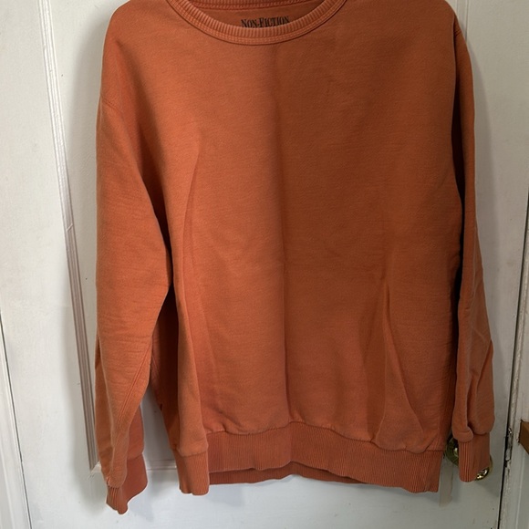 NON-FICTION Crewneck sweatshirt - Picture 2 of 5